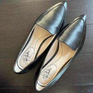 Lifestride Ramira Black Loafers Size 7